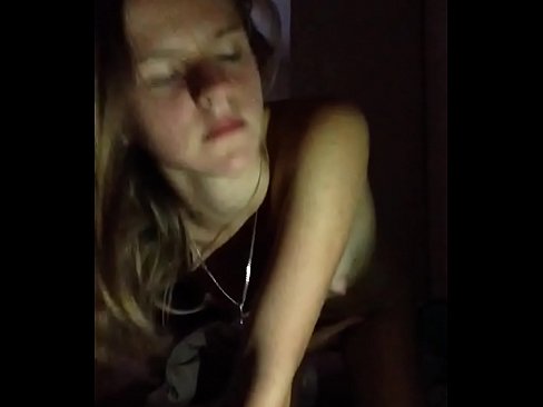 ❤️ Unha rapaza masturbanse e corre ❤️❌ Vídeo porno en nós ❌❤